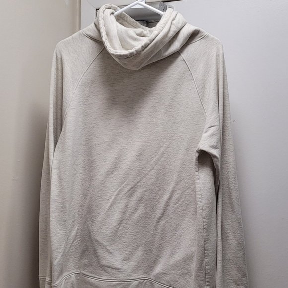 GENTLY USED, 32 DEGREES, HOODIE, LARGE!!! - Picture 3 of 3